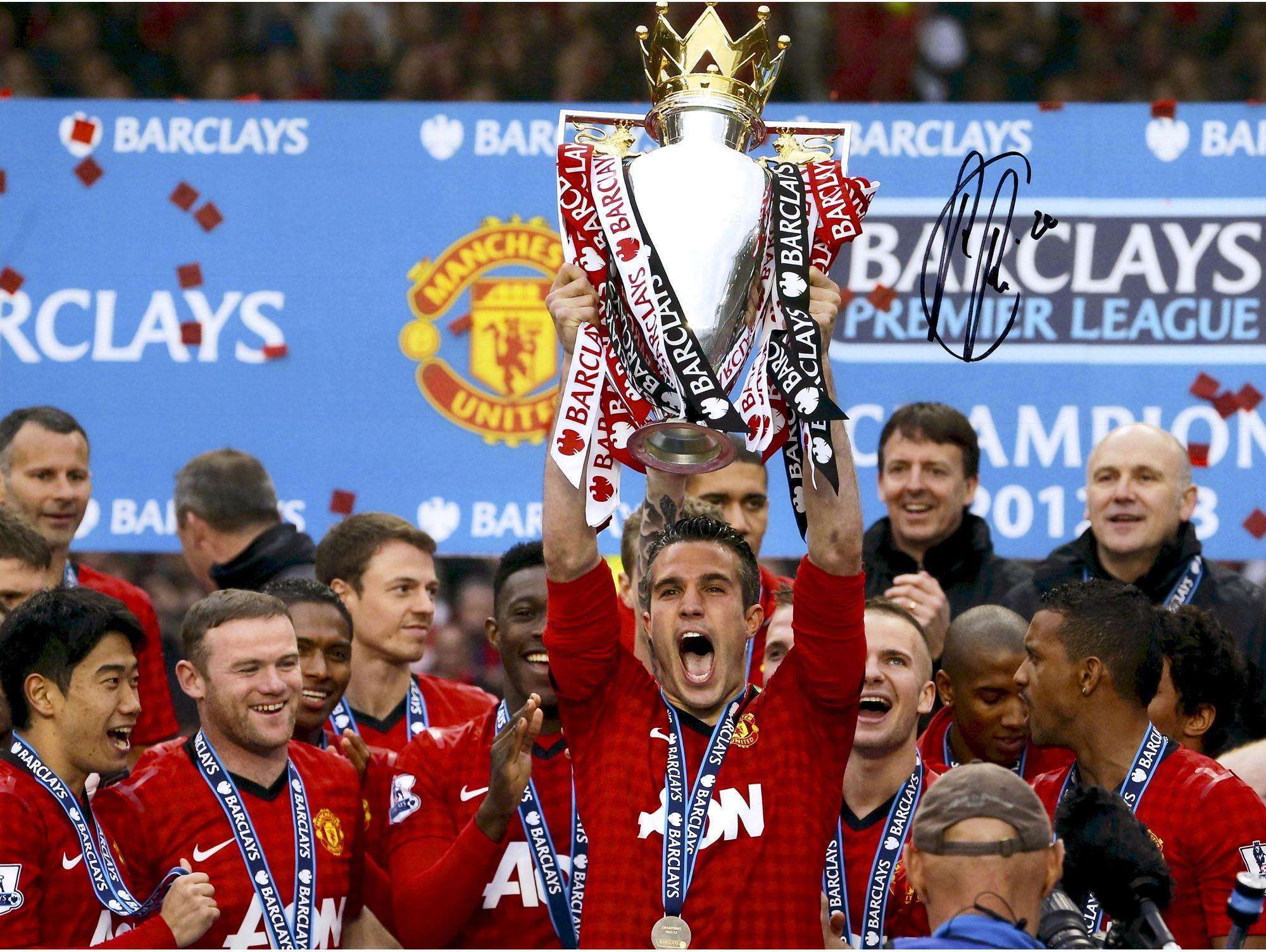 两人在场上 两人在场上