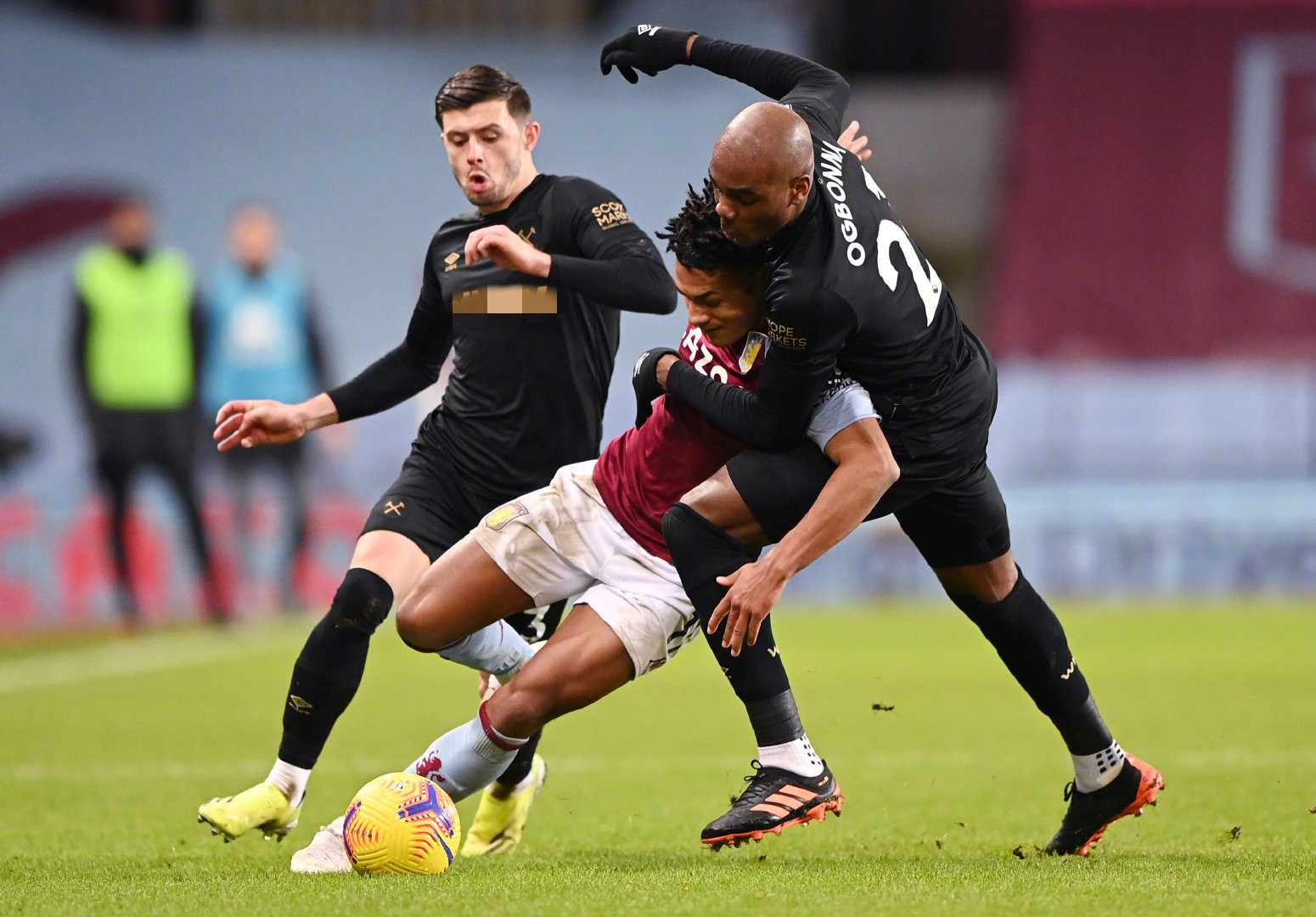 数均有亮眼 数均有亮眼